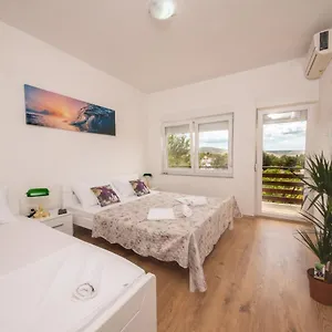 *** Nocleg ze śniadaniem Riviera Chorwacja